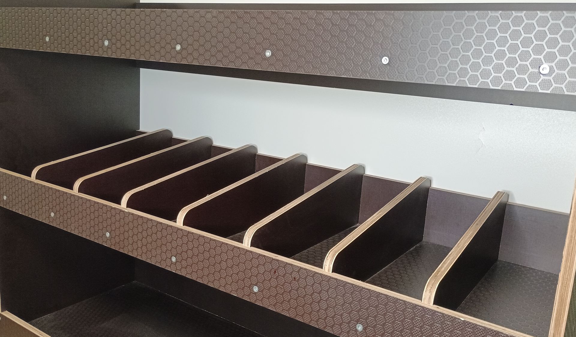 Fahrzeugregal 1000 x 1490 x 350 mm, für Einstecktrennwände, 282 mm Bodenfreiheit