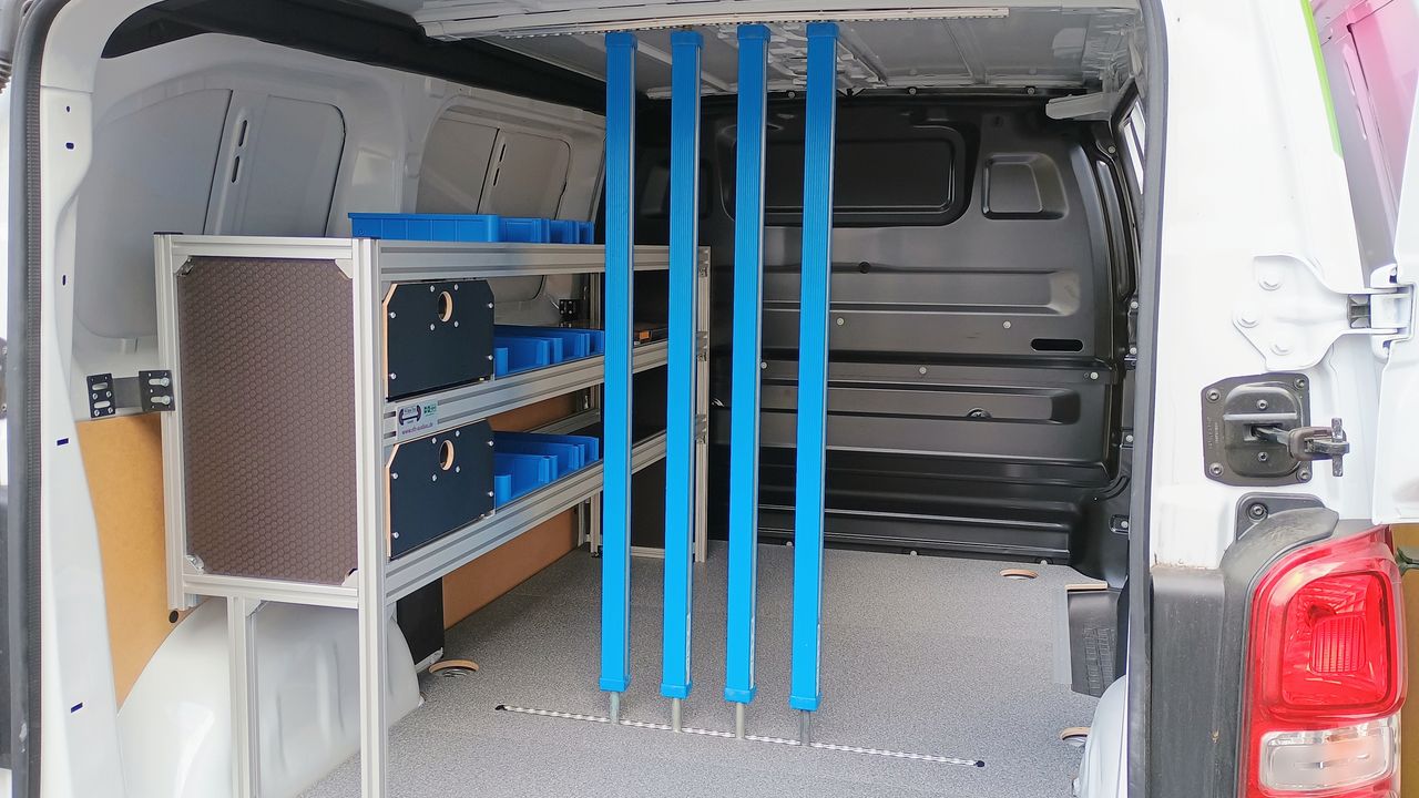 Airlineschiene allsafe Standard mit Flansch, 1471 mm, vorgebohrt, inkl. Stahlnietensatz