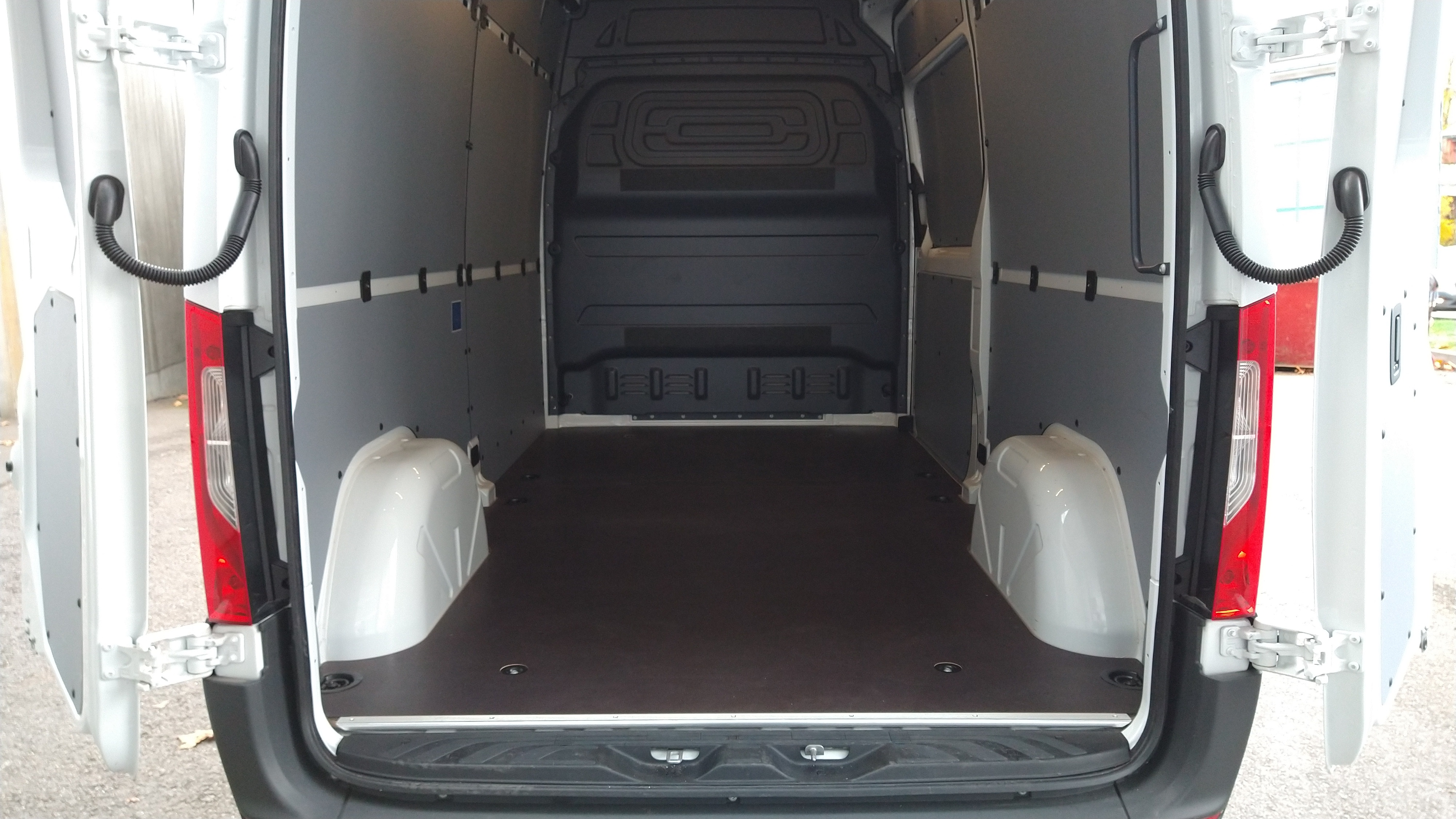 Fahrzeugboden Mercedes Sprinter L2 15 mm / Standard / FWD & RWD / RD